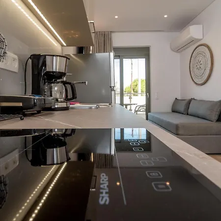 Evriali Comfort Living Aparthotel *