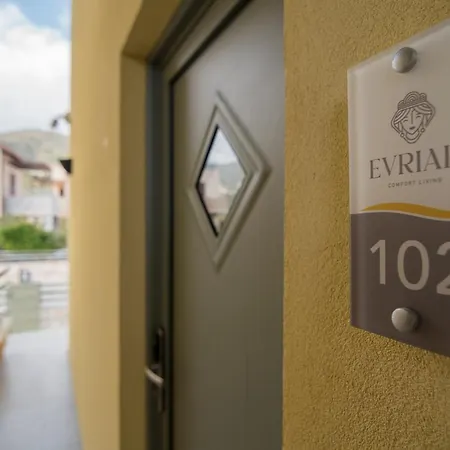 Aparthotel Evriali Comfort Living Palaiochora
